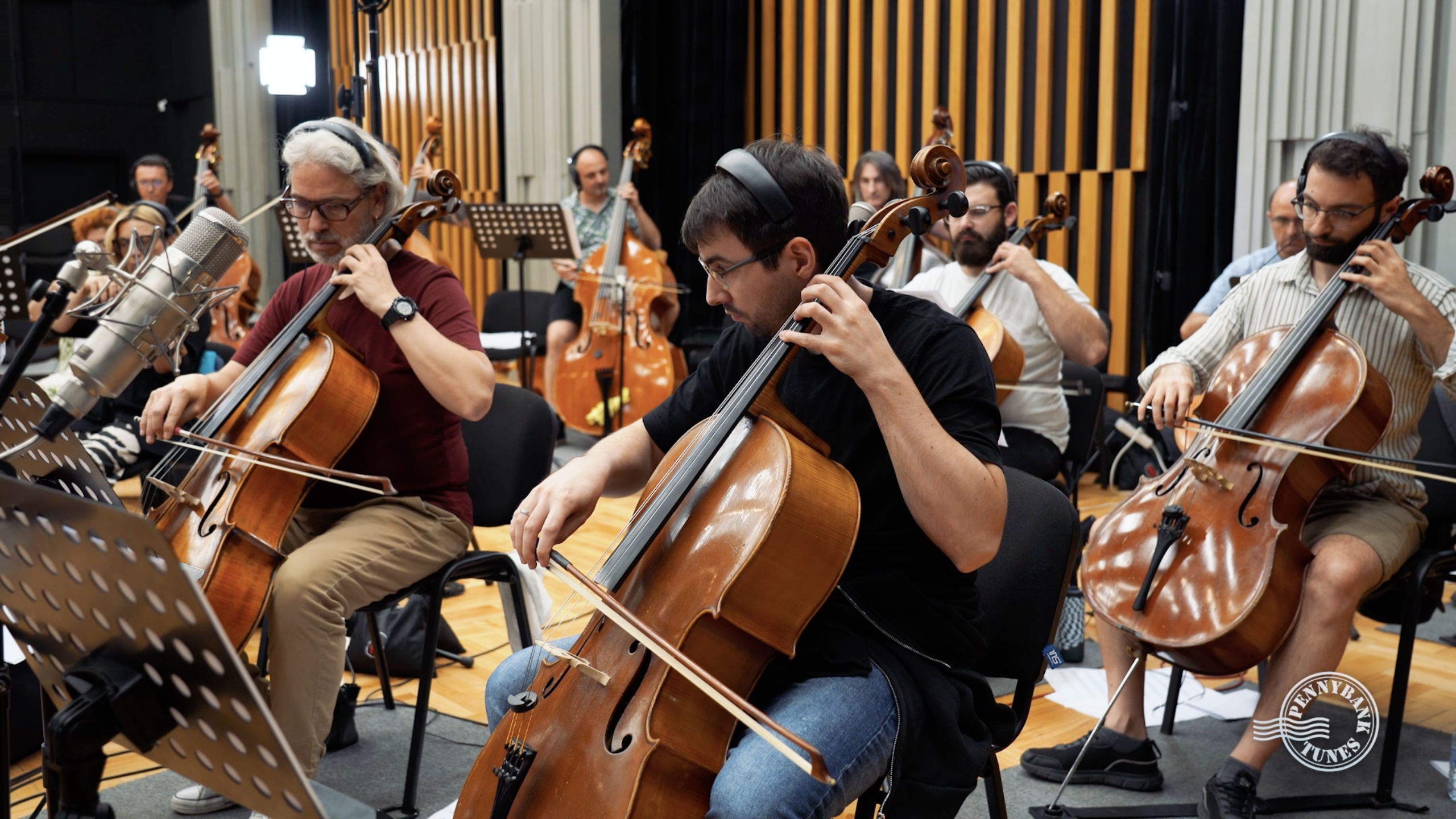 Familles d'instruments, sélection orchestrale et textures sonores : le guide complet de l'orchestration cinématographique.